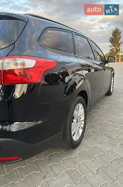 Универсал Ford Focus 2014 в 