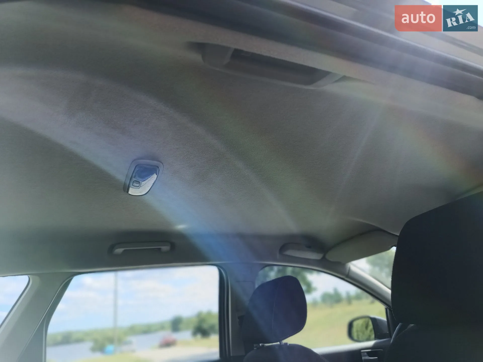 2010 Ford Focus - мініатюра 6