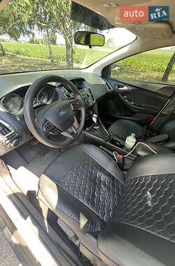 Седан Ford Focus 2016 в 