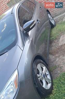 Хетчбек Ford Focus 2013 в 