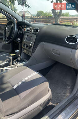 Универсал Ford Focus 2010 в 