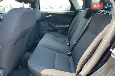 Седан Ford Focus 2015 в 