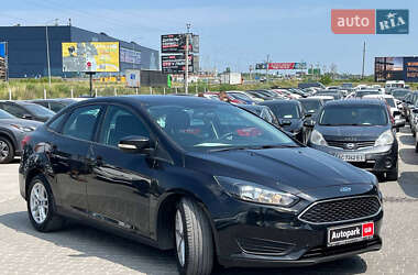 Седан Ford Focus 2015 в 
