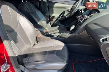 Седан Ford Focus 2015 в 