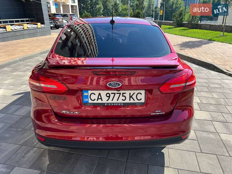 Седан Ford Focus 2015 в Киеве
