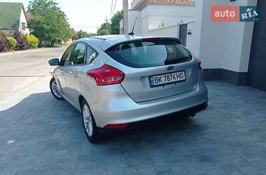Хэтчбек Ford Focus 2017 в 