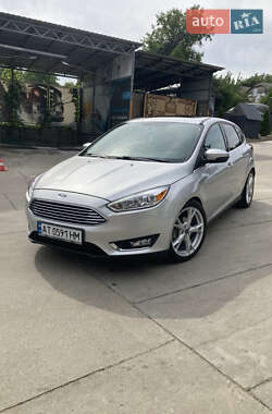 Хэтчбек Ford Focus 2015 в Новоселице
