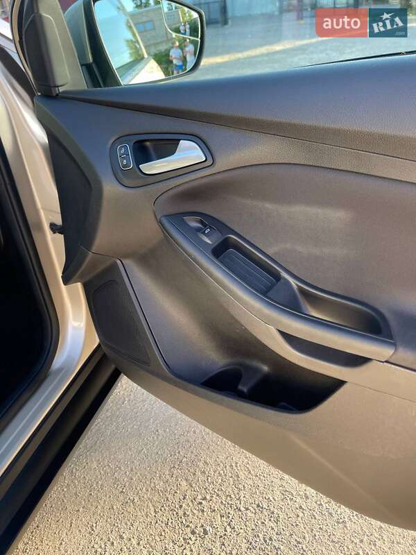 Седан Ford Focus 2017 в Львове фото 22 Седан Ford Focus 2017 в Львове