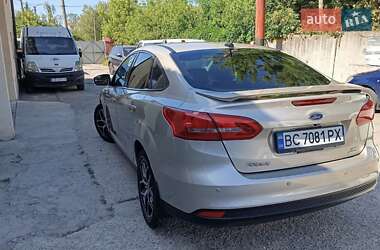 Седан Ford Focus 2017 в 