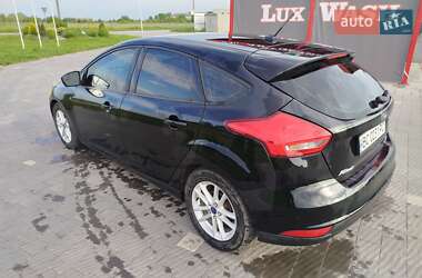Хэтчбек Ford Focus 2016 в Буске