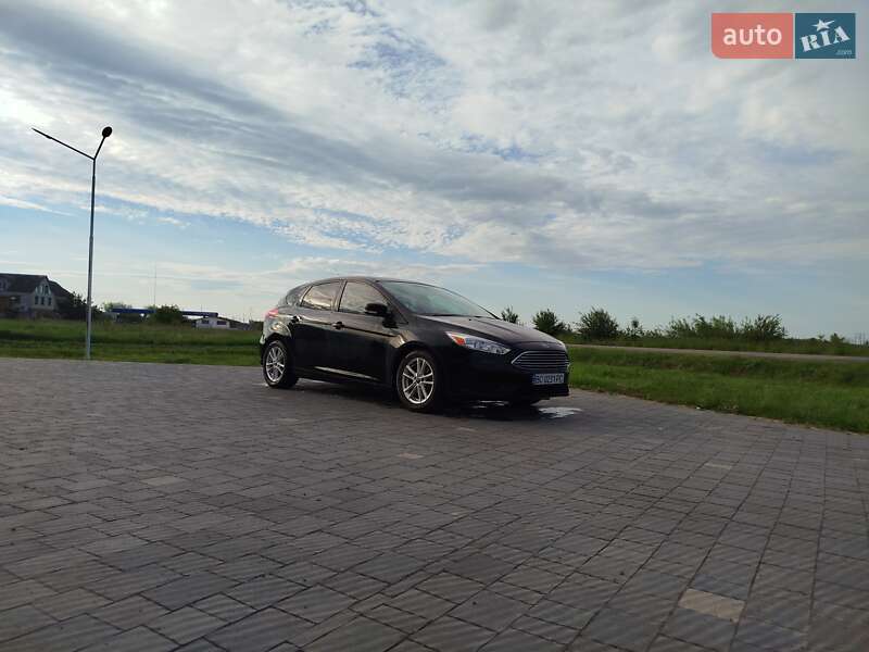Хэтчбек Ford Focus 2016 в Буске