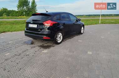 Хэтчбек Ford Focus 2016 в 