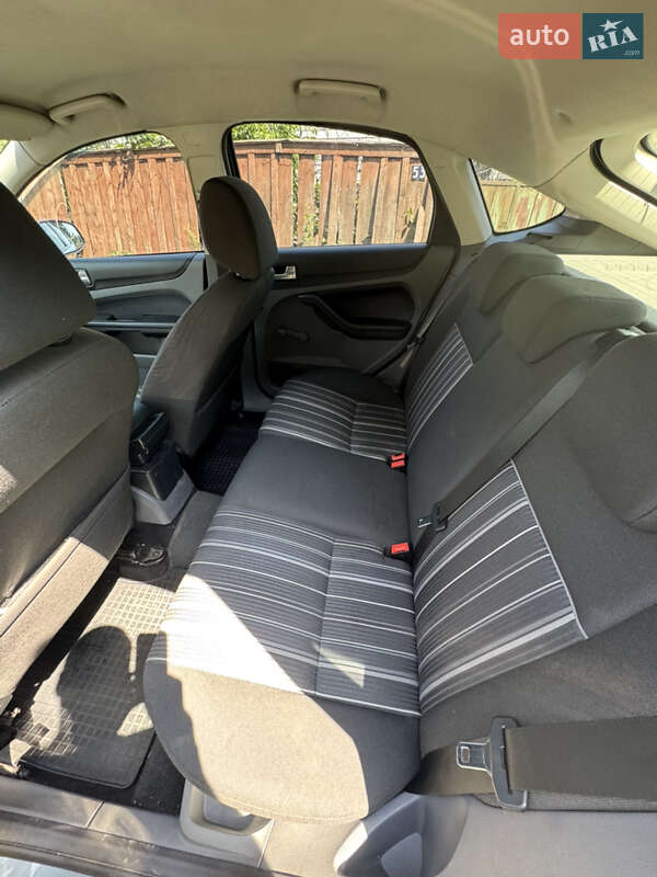 Хетчбек Ford Focus 2008 в Ніжині