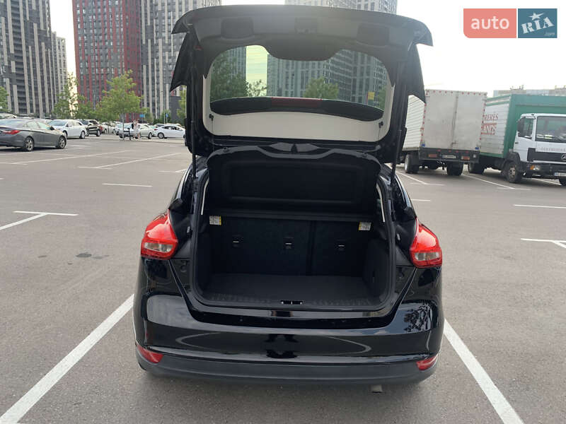 Хетчбек Ford Focus 2018 в Києві