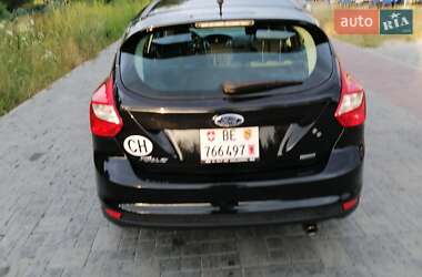 Хетчбек Ford Focus 2013 в 