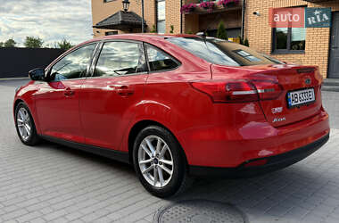 Седан Ford Focus 2016 в 