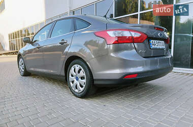 Седан Ford Focus 2013 в 