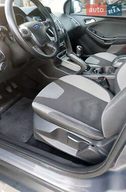 Седан Ford Focus 2013 в 
