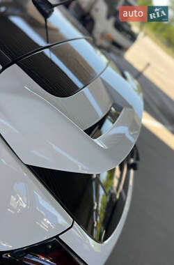 Хэтчбек Ford Focus 2014 в 