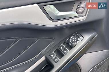 Хэтчбек Ford Focus 2020 в 