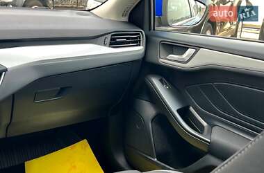 Хэтчбек Ford Focus 2020 в 