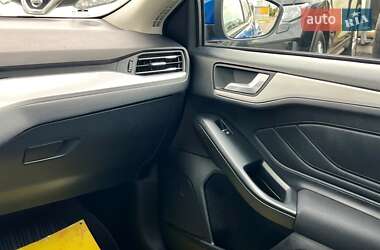 Хэтчбек Ford Focus 2019 в 