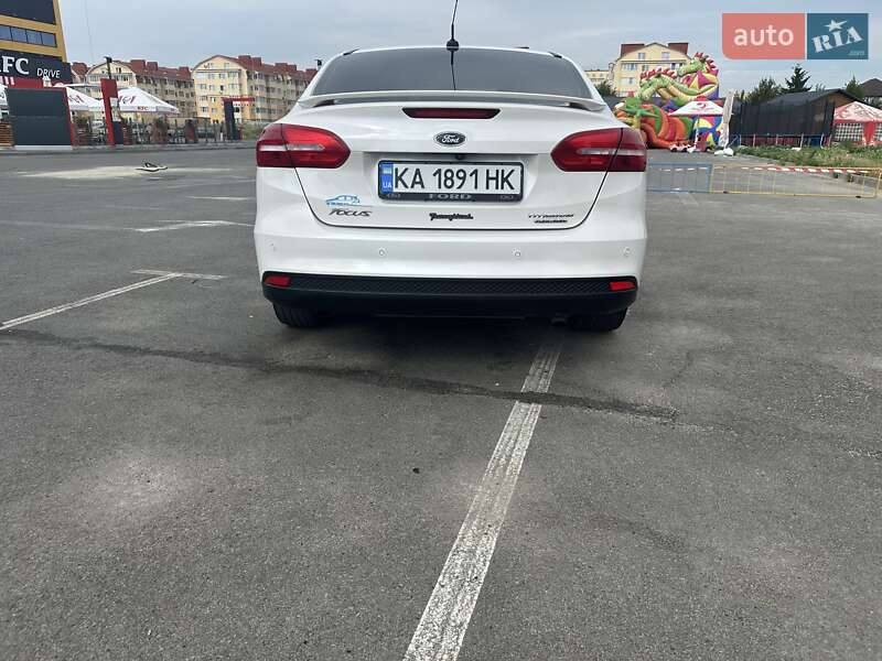 Седан Ford Focus 2016 в Києві