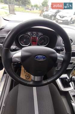 Универсал Ford Focus 2010 в 