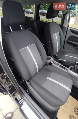 Универсал Ford Focus 2010 в 
