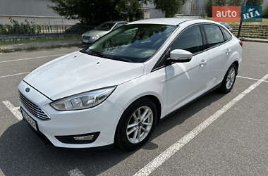 Седан Ford Focus 2016 в 