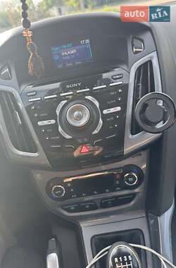 Универсал Ford Focus 2011 в 