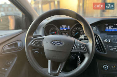 Седан Ford Focus 2016 в 