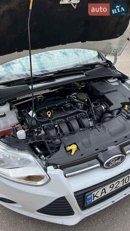 Хэтчбек Ford Focus 2013 в Киеве