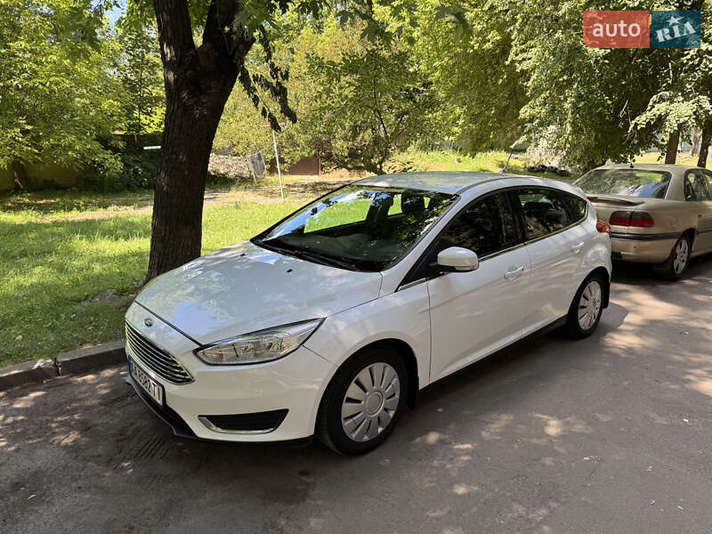 Хэтчбек Ford Focus 2017 в Киеве