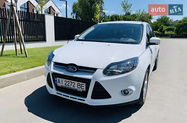 Хэтчбек Ford Focus 2013 в 
