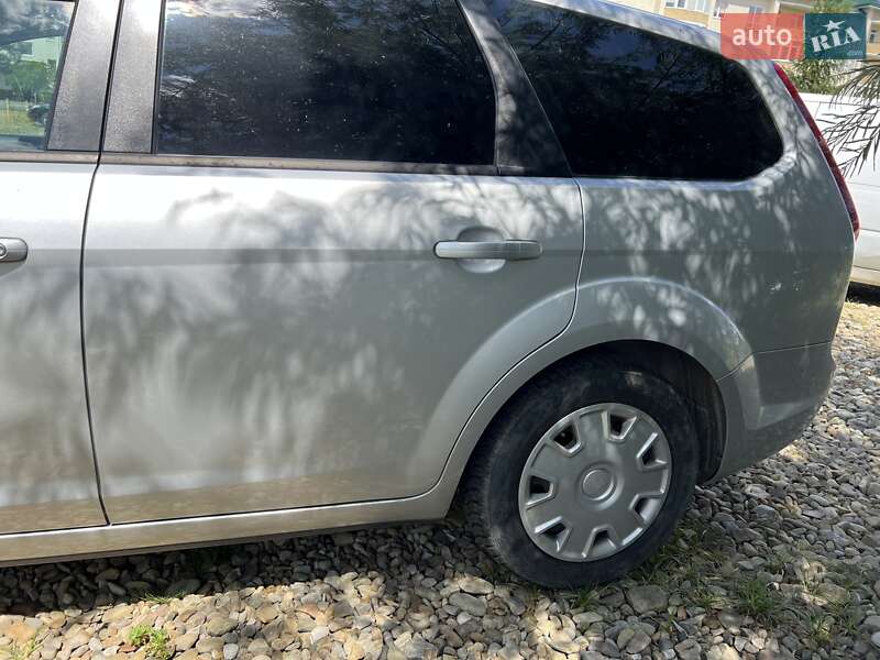Универсал Ford Focus 2010 в Стрые
