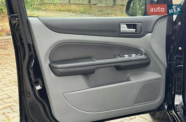 Универсал Ford Focus 2009 в 