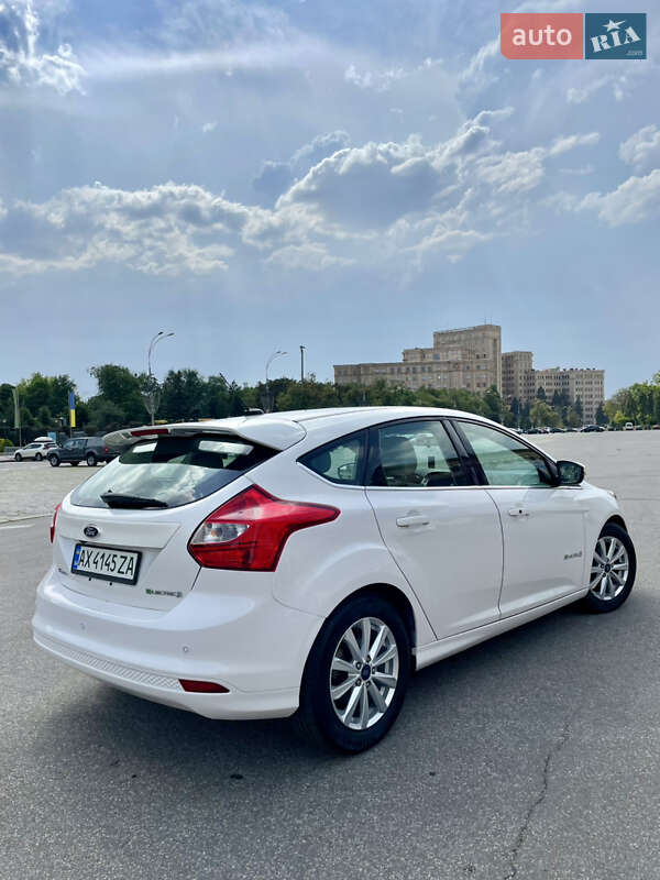 Хэтчбек Ford Focus 2012 в Харькове