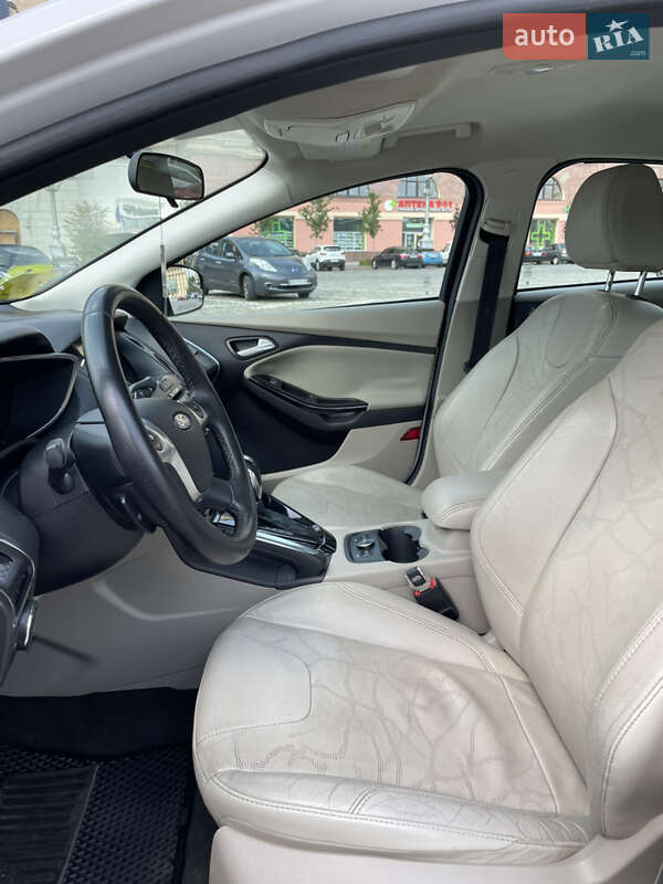 Хэтчбек Ford Focus 2012 в Харькове