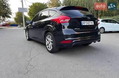 Хэтчбек Ford Focus 2015 в 