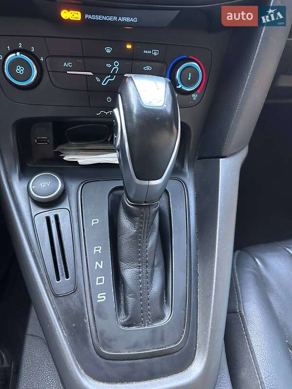 Хэтчбек Ford Focus 2015 в Полтаве