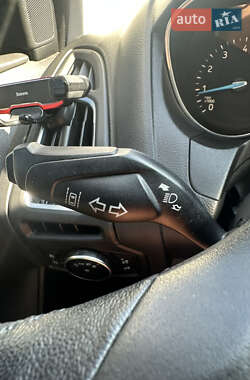 Хэтчбек Ford Focus 2016 в 