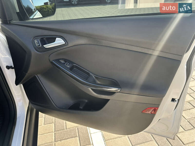 Хэтчбек Ford Focus 2016 в Броварах фото 34 Хэтчбек Ford Focus 2016 в Броварах