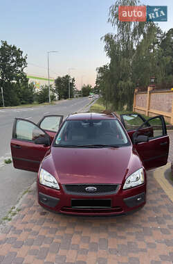 Седан Ford Focus 2005 в 