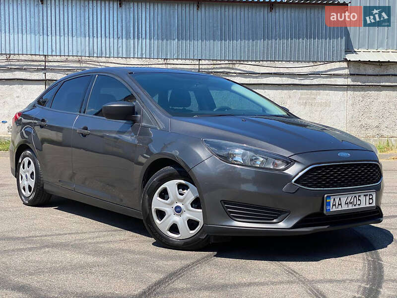 Седан Ford Focus 2016 в Києві