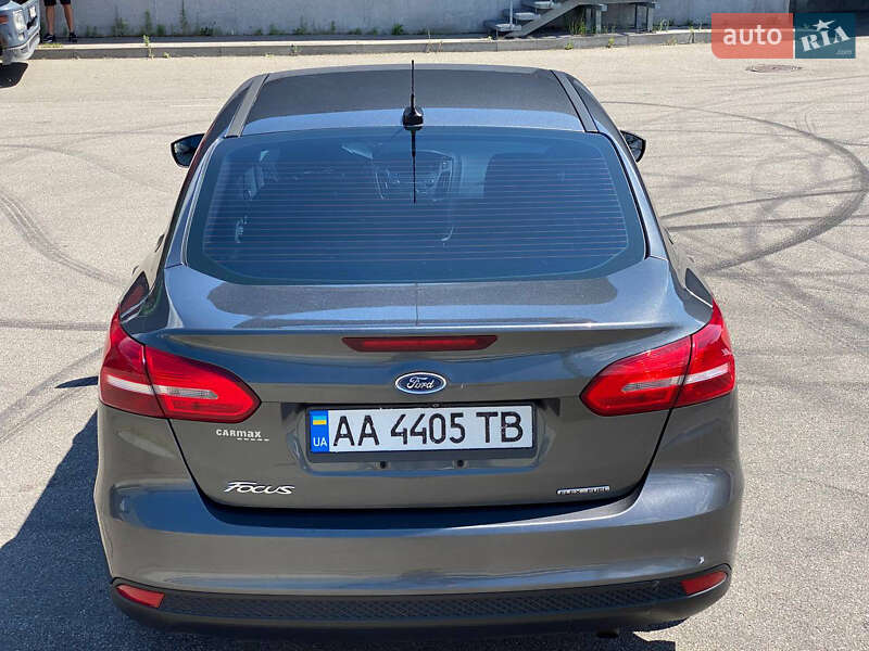 Седан Ford Focus 2016 в Києві