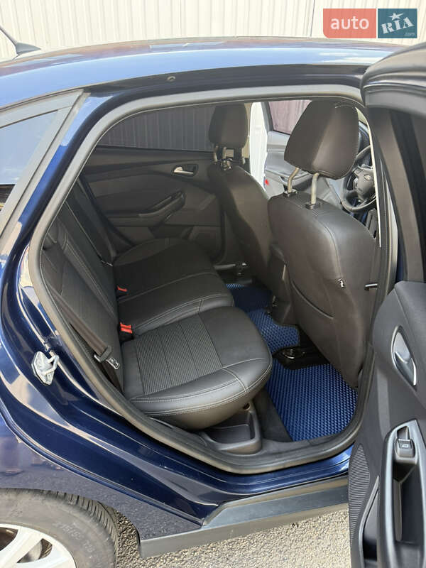 Седан Ford Focus 2012 в Днепре