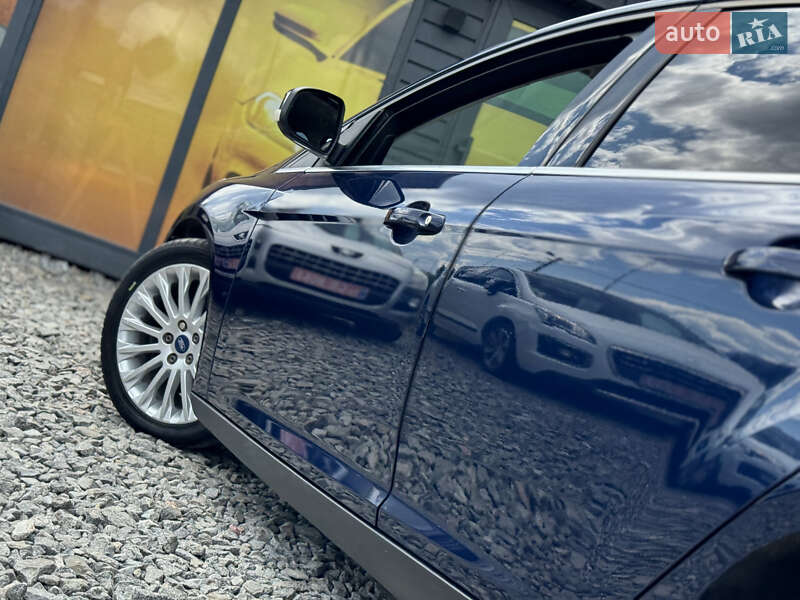 Хетчбек Ford Focus 2011 в Стрию