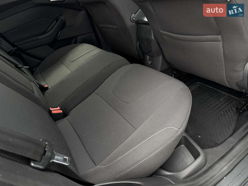Хетчбек Ford Focus 2011 в Стрию