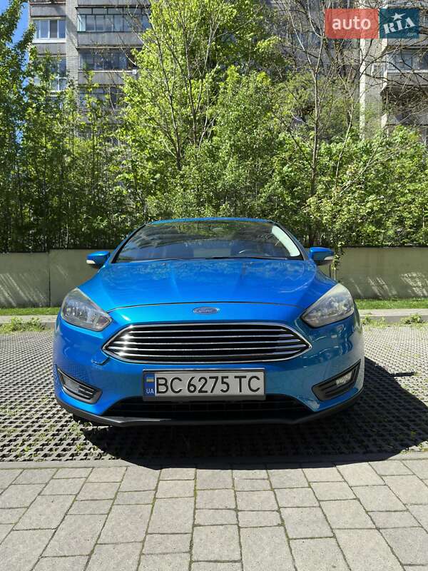 Седан Ford Focus 2015 в Львові